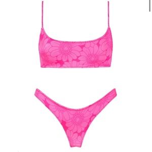 triangl bikini trade